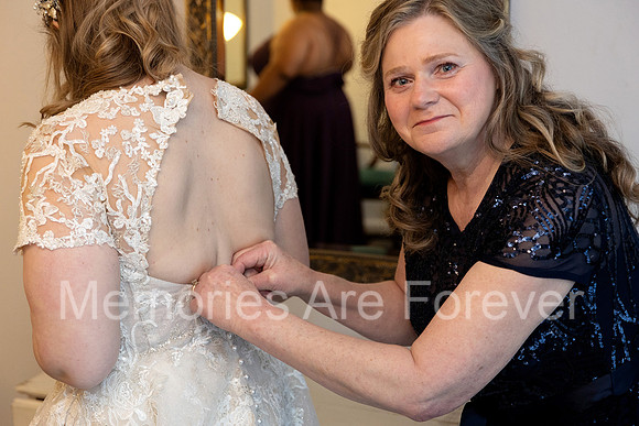 R6TC9305