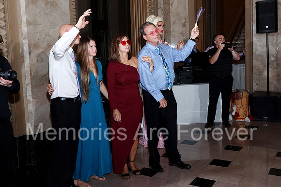 2A9A4305