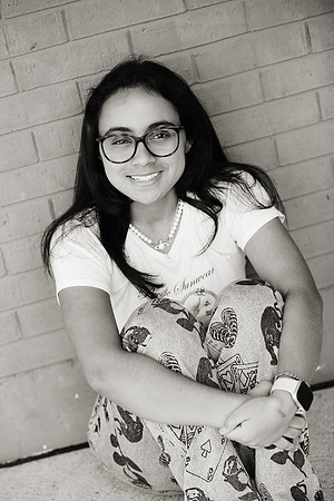 1P0A8419 bw