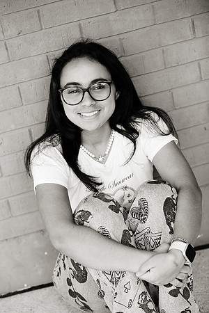 1P0A8420 bw