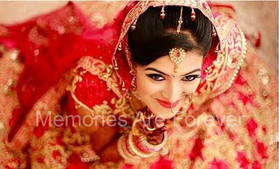 coolest-indian-bridal-photography-poses-kajol-r-paswwan-freelance-bridal-makeup-artist-mumbai-indian-bridal-photography-poses